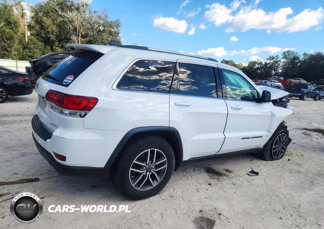 2020 Jeep Grand Cherokee Laredo VIN:1C4RJEAG5LC245859 - 3