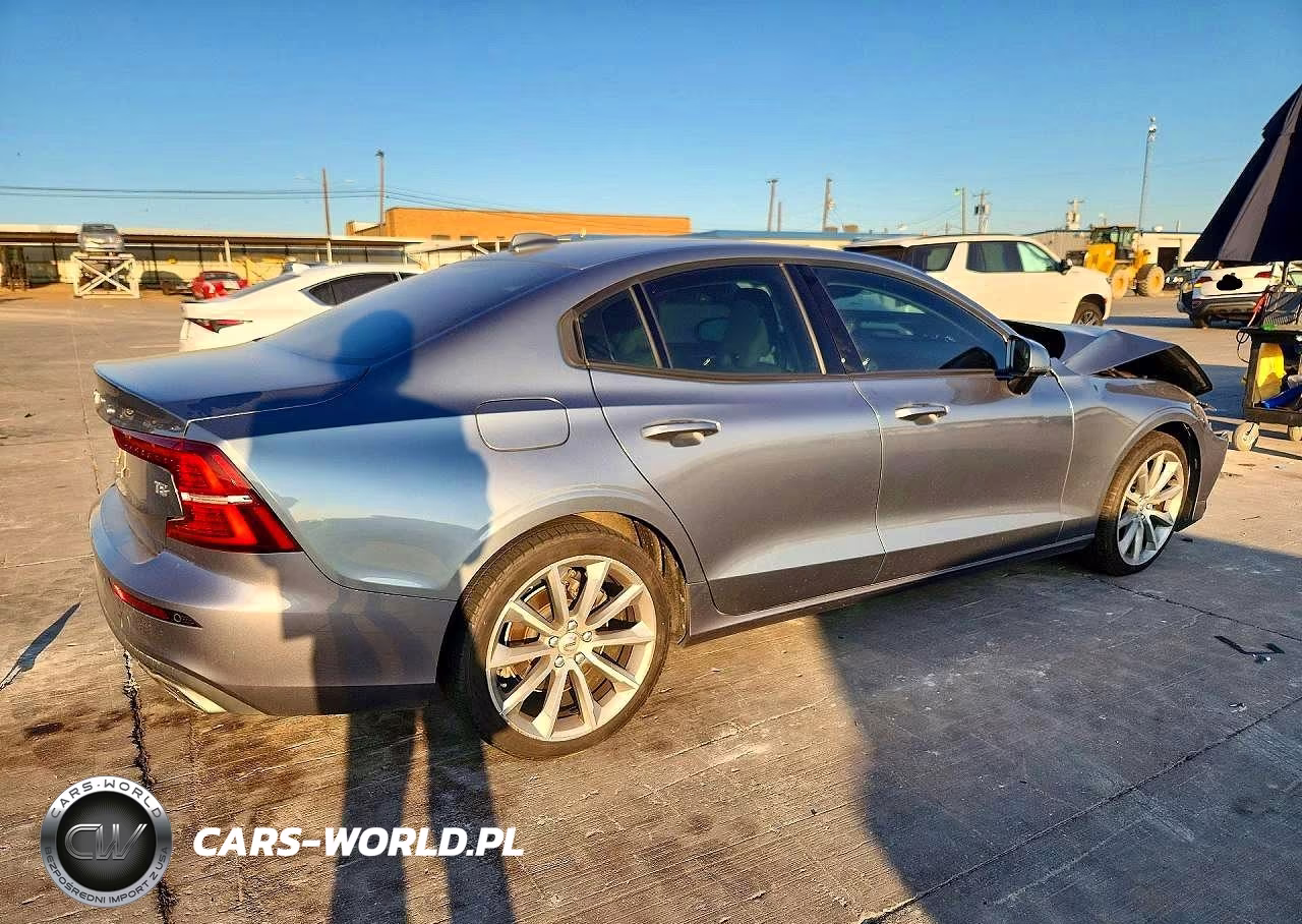 2020 Volvo S60 T5 Momentum VIN:7JR102FK4LG064452 - 3