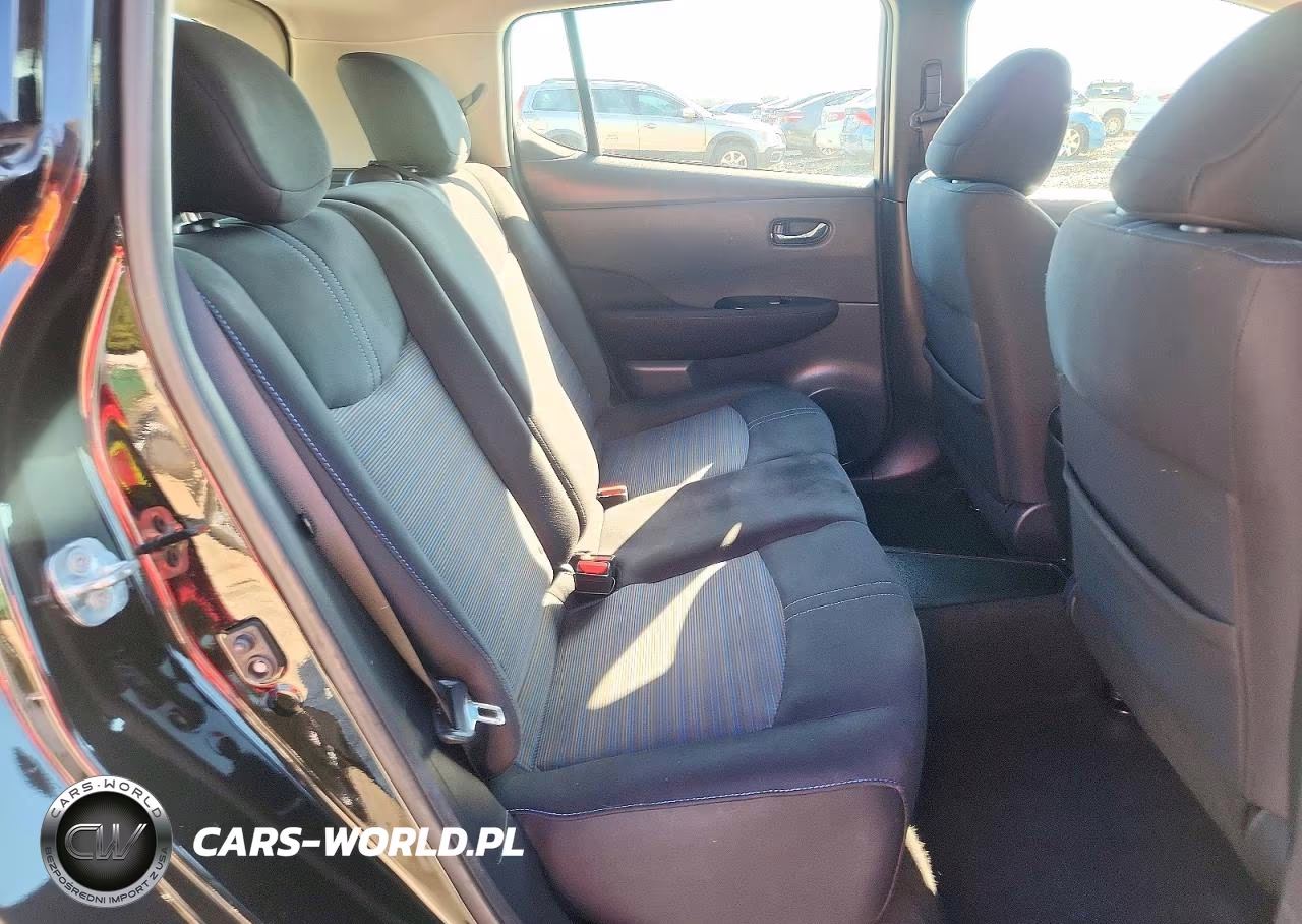 2018 Nissan Leaf Sv VIN:1N4AZ1CP3JC311940 - 10