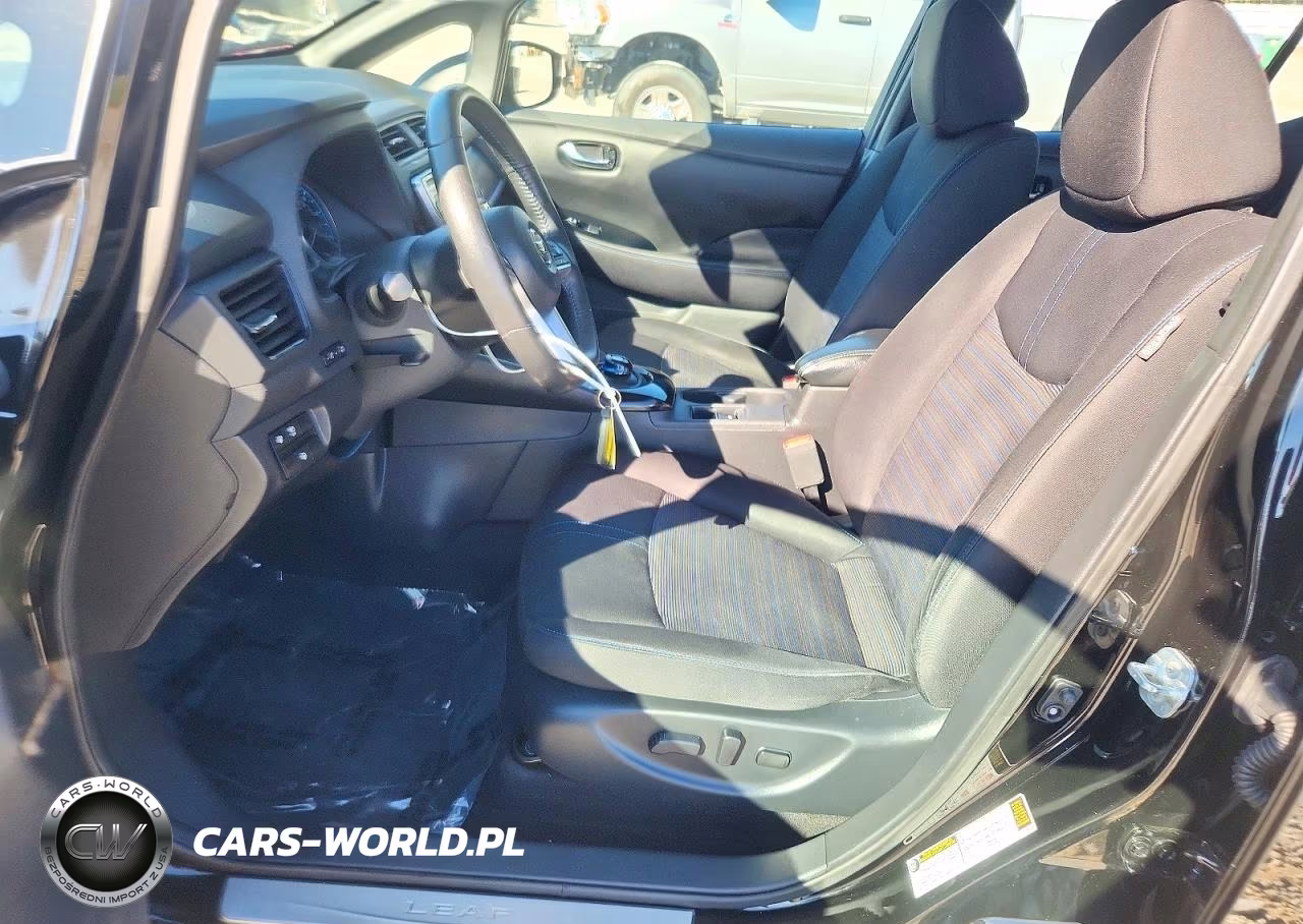 2018 Nissan Leaf Sv VIN:1N4AZ1CP3JC311940 - 7