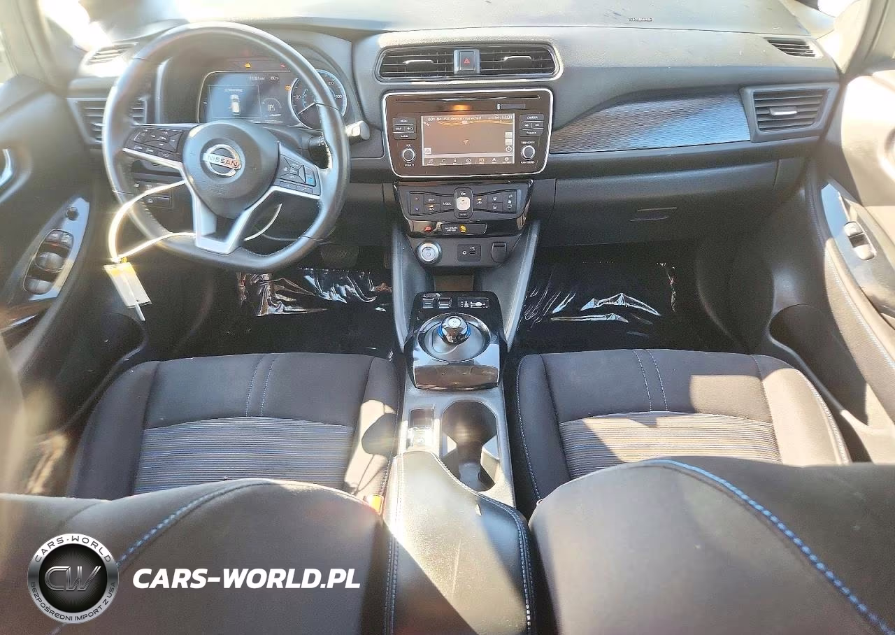 2018 Nissan Leaf Sv VIN:1N4AZ1CP3JC311940 - 8
