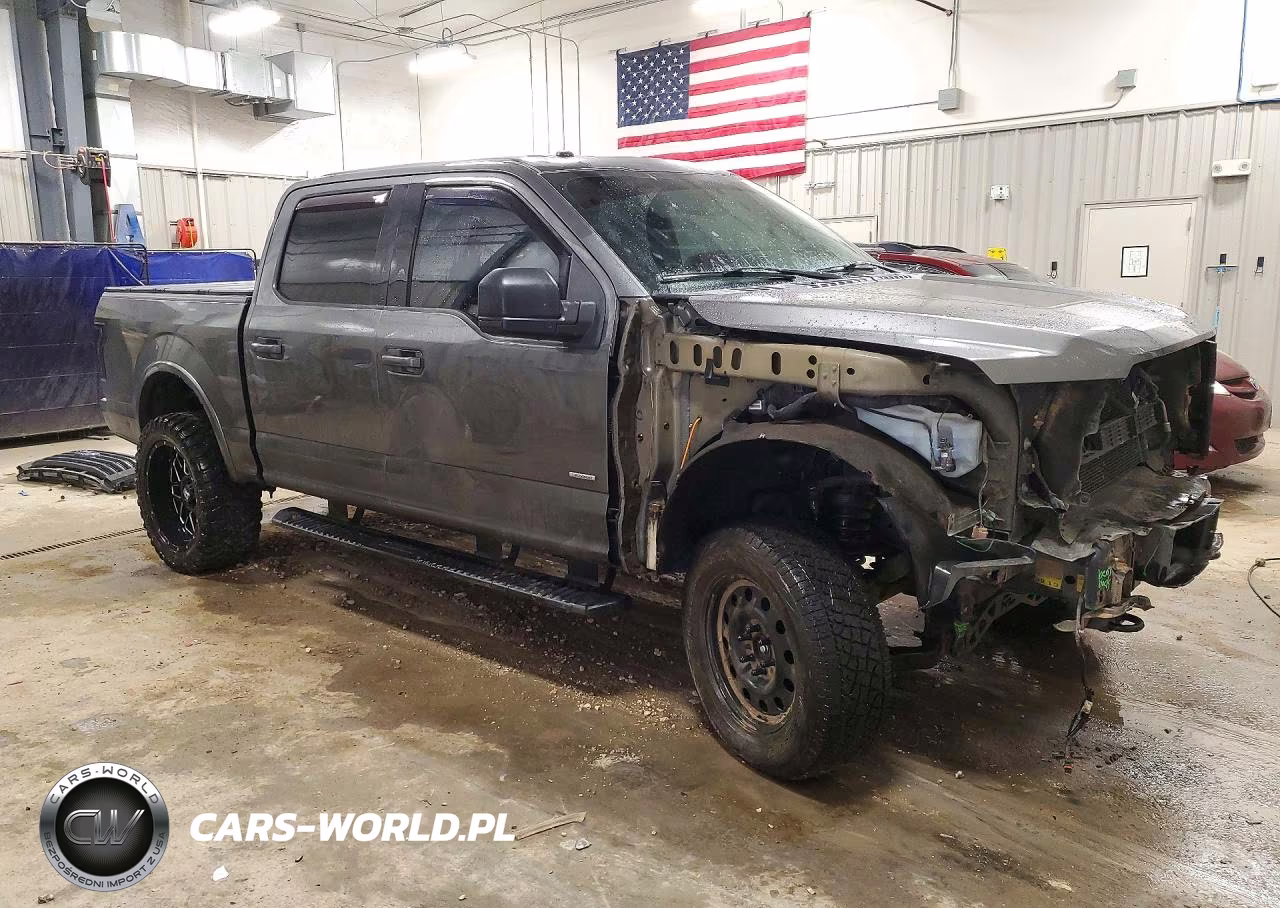 2017 Ford F150 Supercrew VIN:1FTEW1EP4HFB32607 - 4