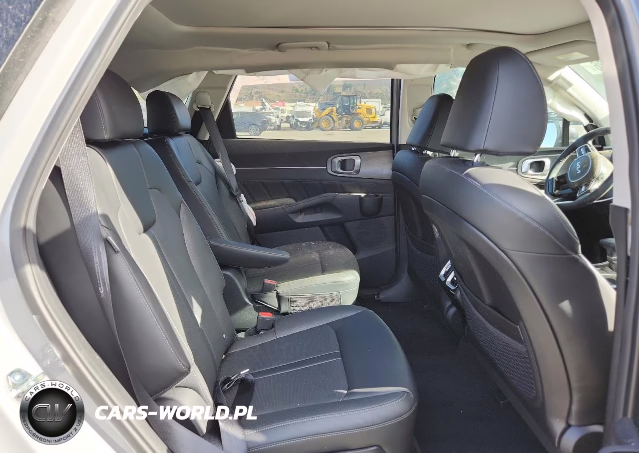 2025 Kia Sorento X-Line Sx VIN:5XYRKDJF8SG339985 - 11