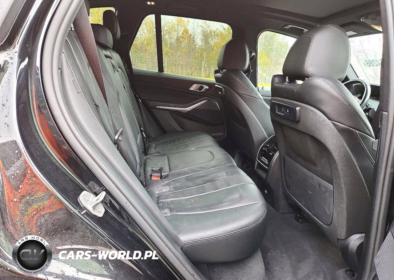 2020 BMW X5 xDrive40I VIN:5UXCR6C04L9C67113 - 11