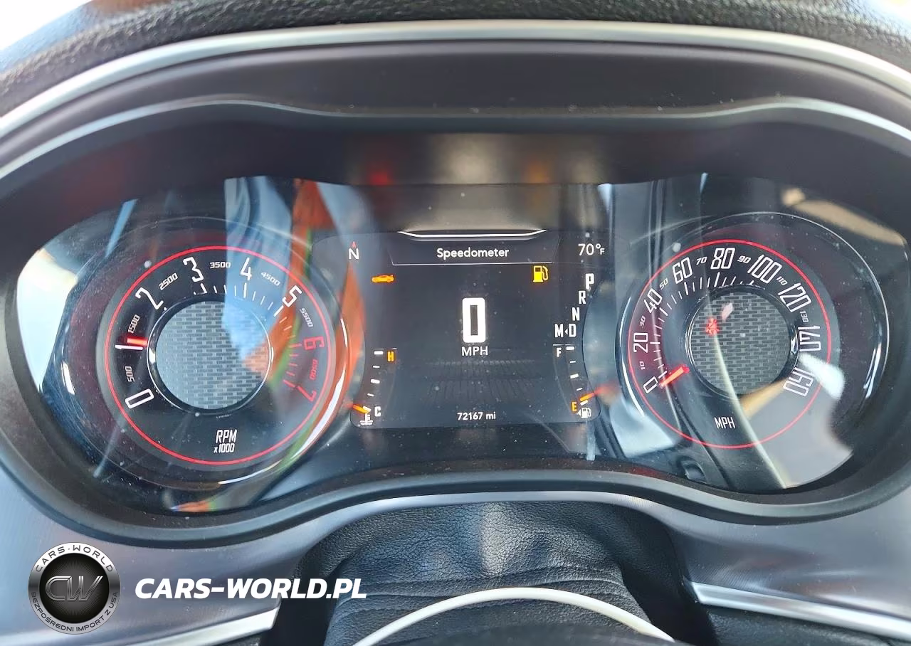 2019 Dodge Challenger R-T VIN:2C3CDZBT5KH504074 - 9