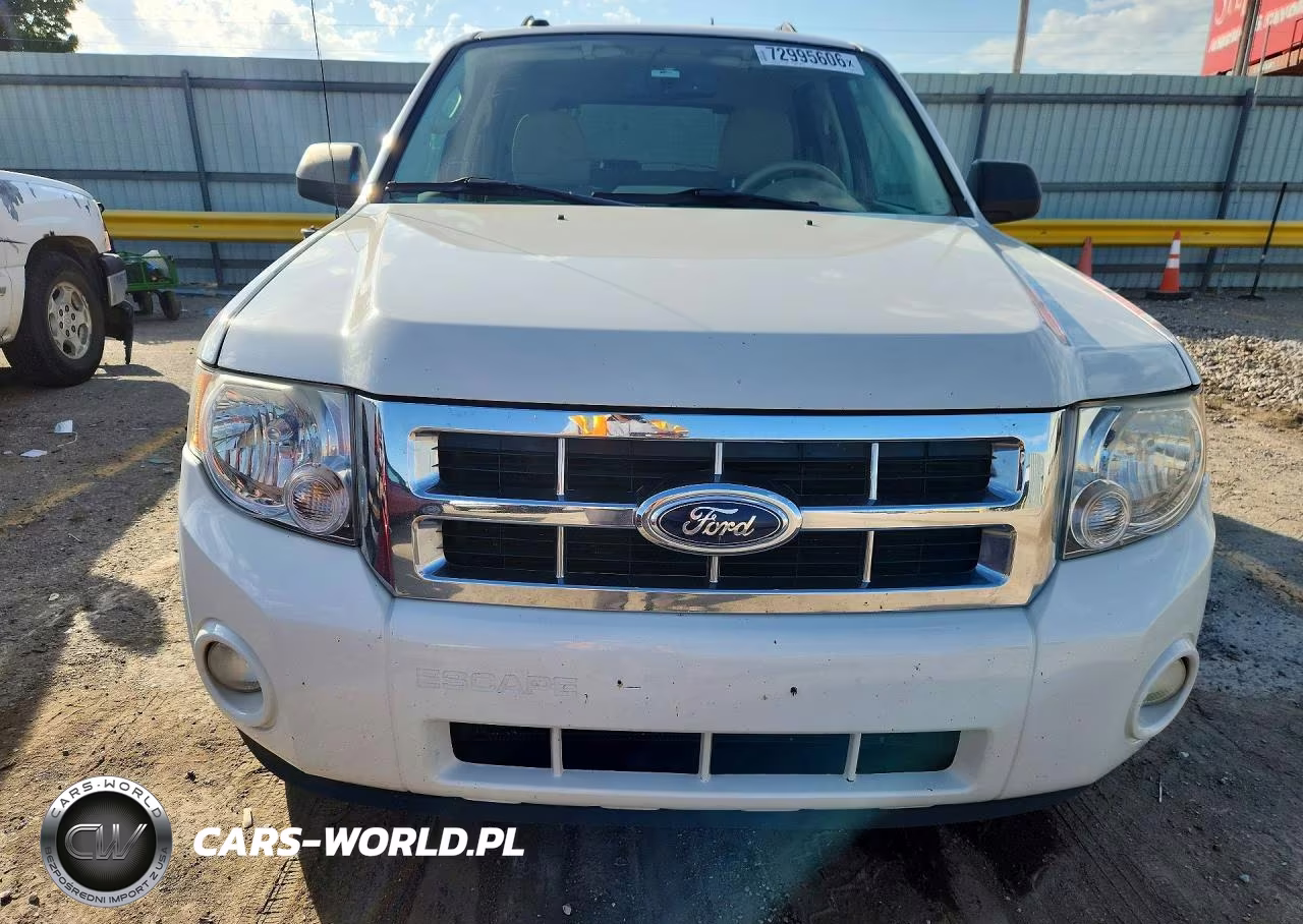2012 Ford Escape Xlt VIN:1FMCU0DG0CKA64584 - 5