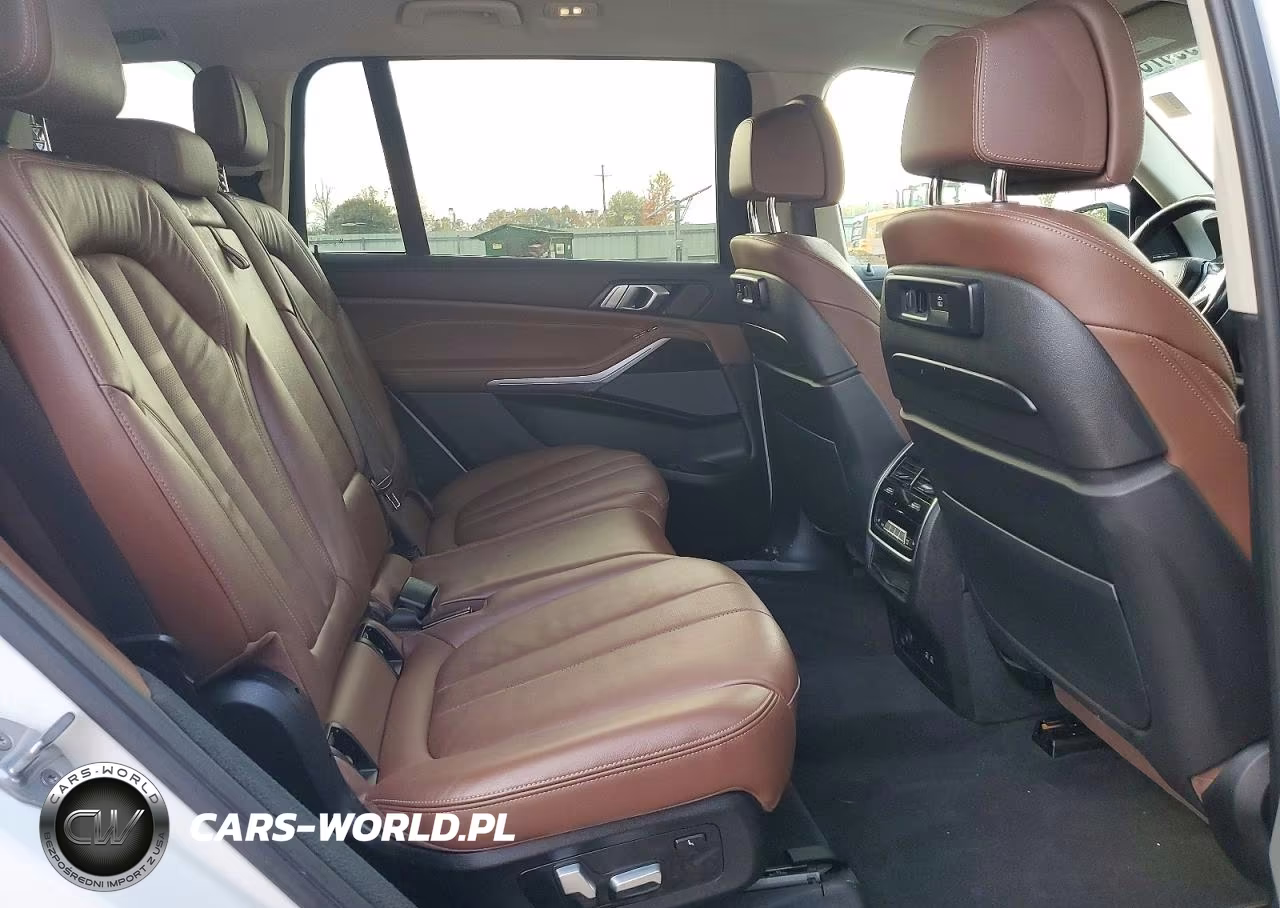 2020 BMW X7 xDrive40I VIN:5UXCW2C03L9A03169 - 11