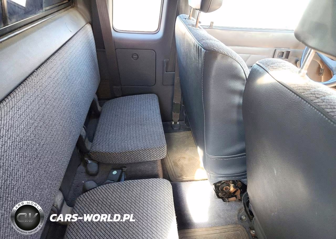 1995 Toyota Pickup Dx VIN:4TARN93P4SZ319417 - 10