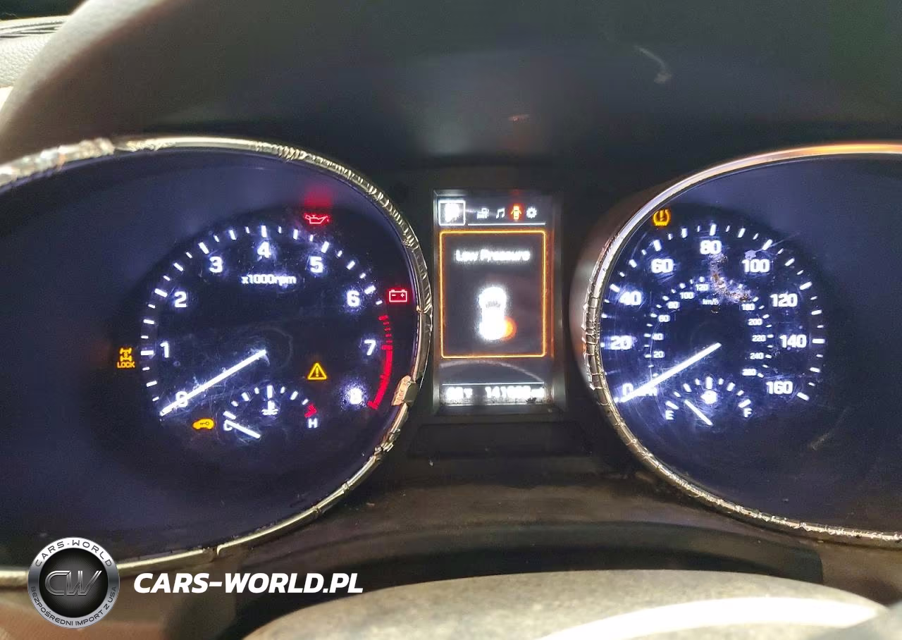 2017 Hyundai Santa Fe Se VIN:KM8SNDHF8HU167779 - 9