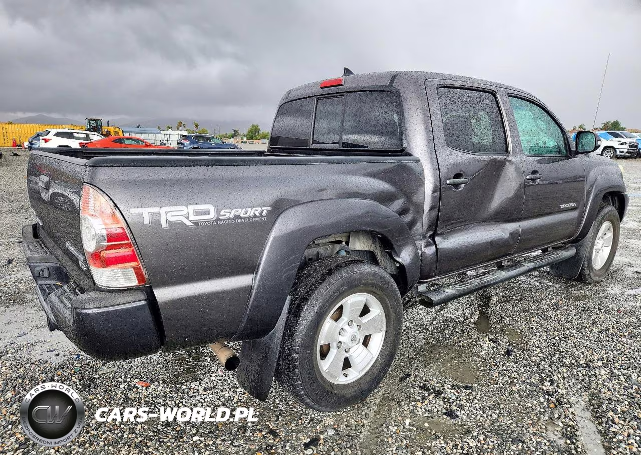 2014 Toyota Tacoma Double Cab Prerunner VIN:5TFJU4GN2EX061205 - 3