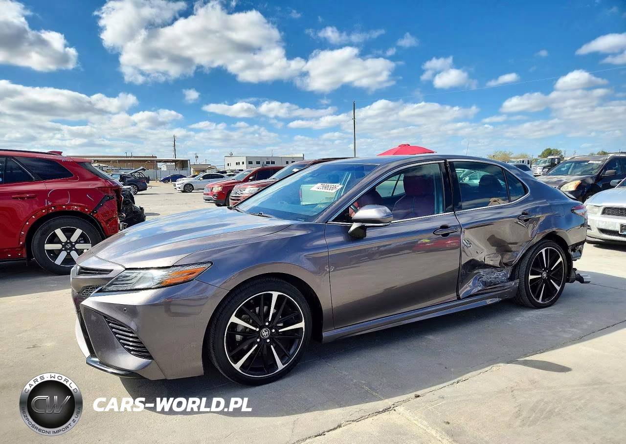 2018 Toyota Camry Xse VIN:4T1B61HK6JU136903 - 1