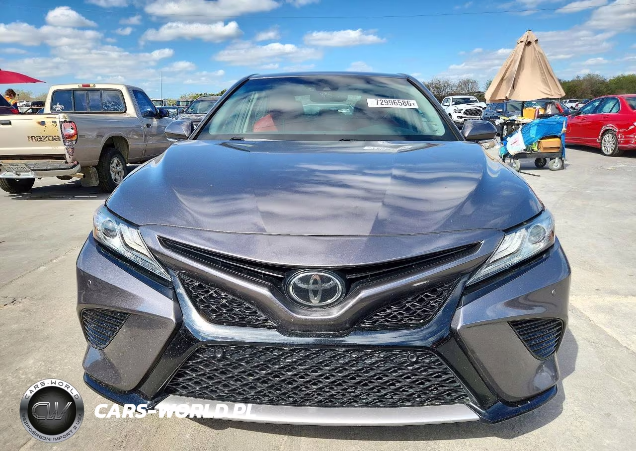 2018 Toyota Camry Xse VIN:4T1B61HK6JU136903 - 5