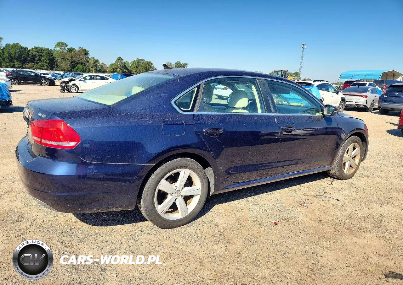 2013 Volkswagen Passat Se VIN:1VWBN7A31DC069938 - 3
