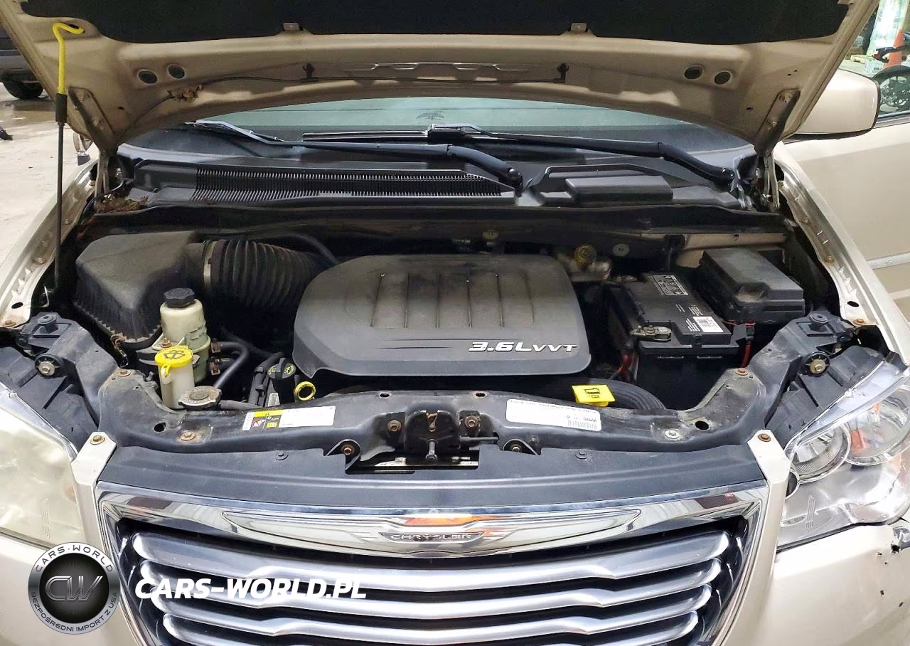2013 Chrysler Town & Country Touring VIN:2C4RC1BG4DR734313 - 12