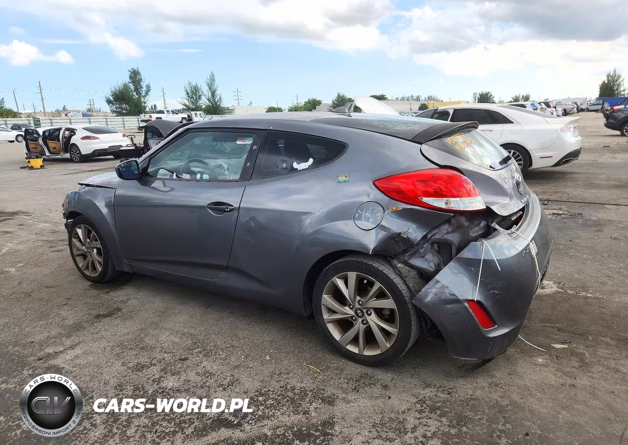 2017 Hyundai Veloster Base VIN:KMHTC6AD4HU309818 - 2
