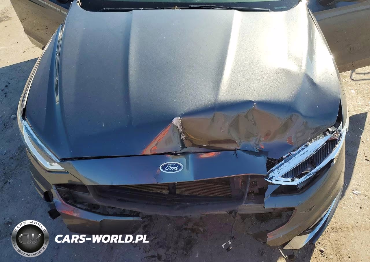 2018 Ford Fusion Titanium-Platinum VIN:3FA6P0D9XJR275753 - 11