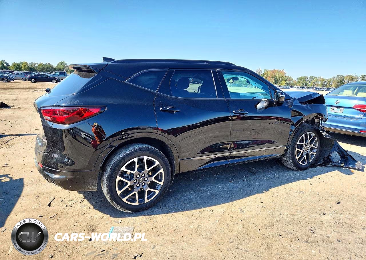 2025 Chevrolet Blazer Rs VIN:3GNKBERS3SS190304 - 3