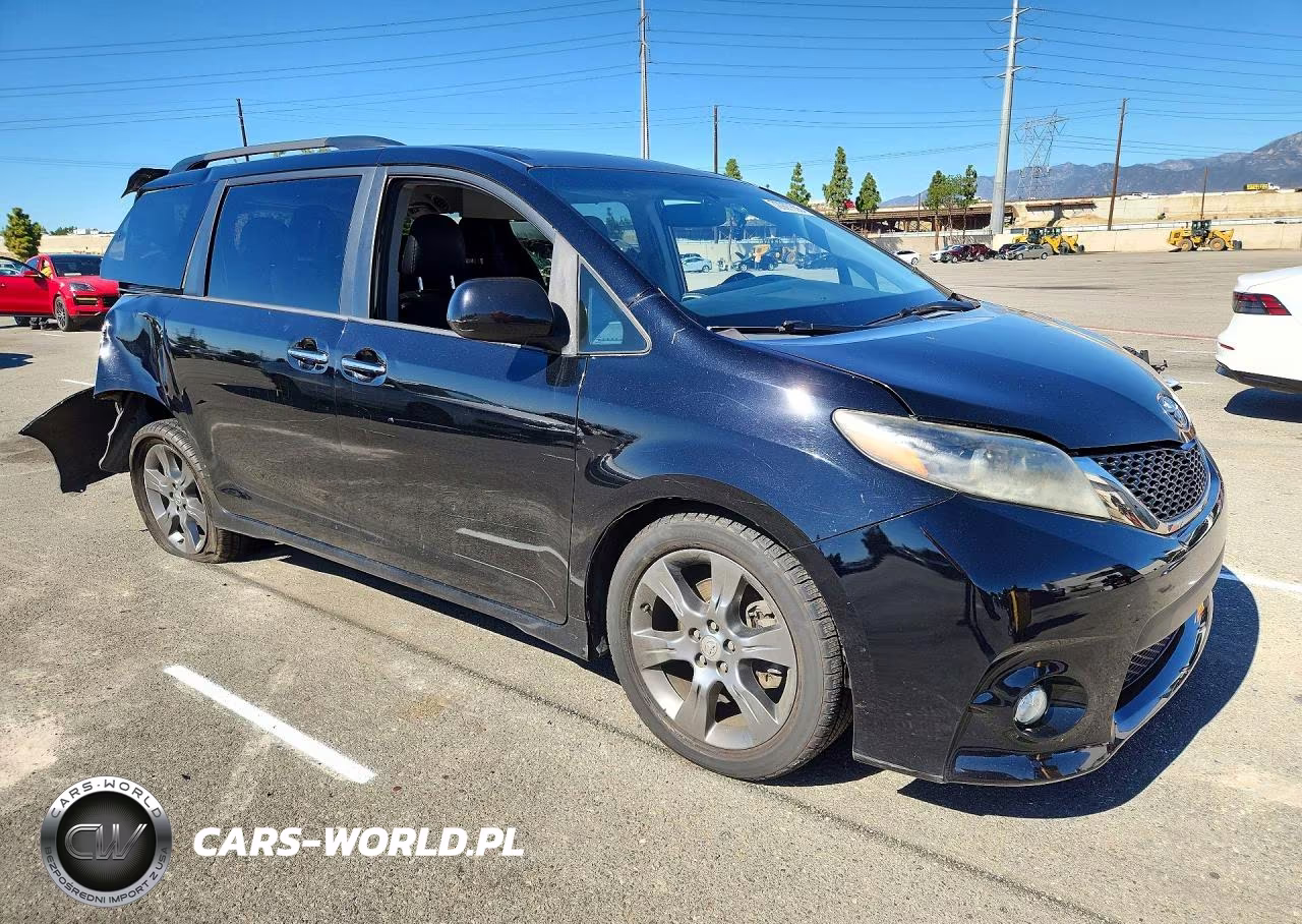 2015 Toyota Sienna Sport VIN:5TDXK3DC3FS654592 - 4