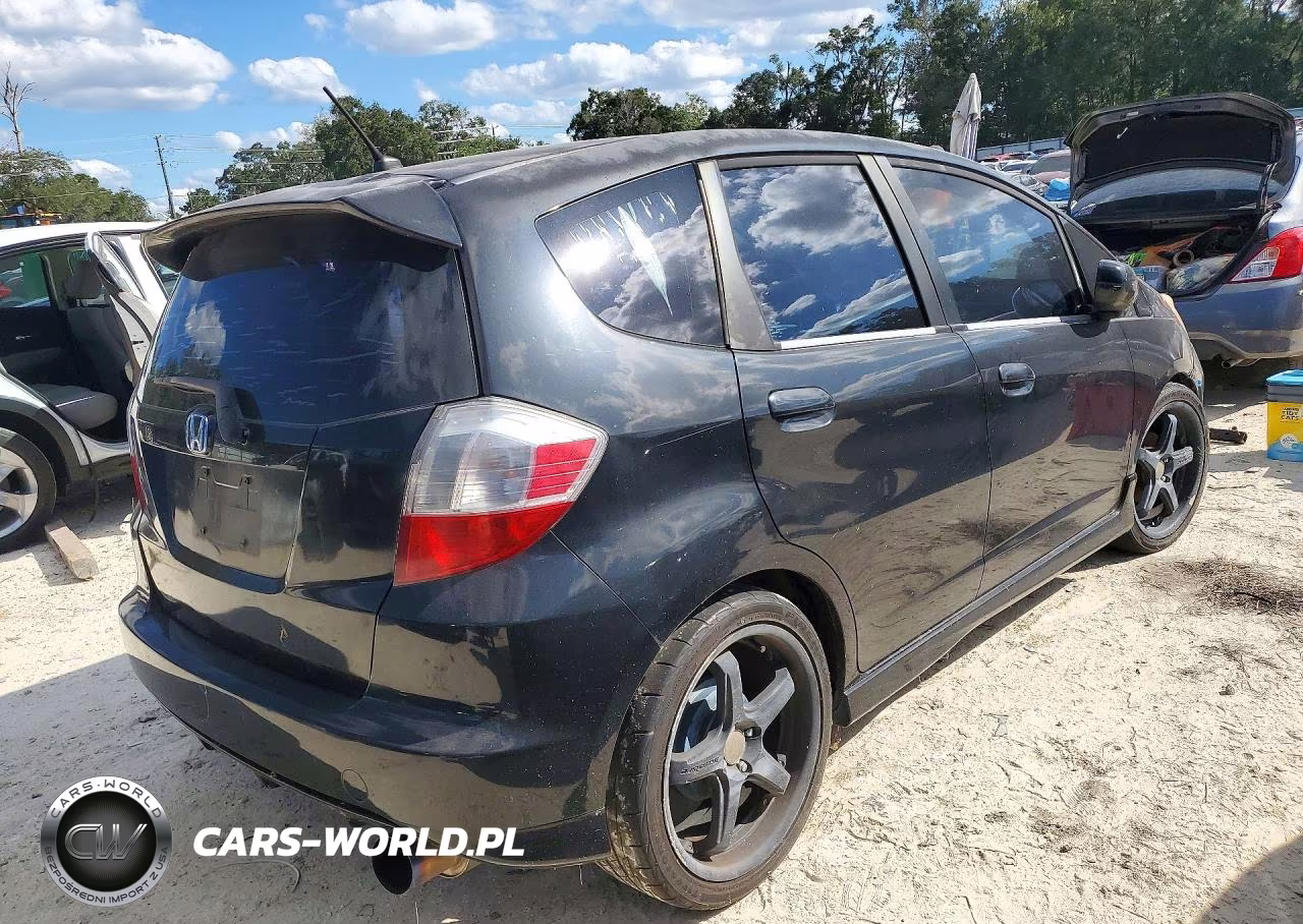 2009 Honda Fit Sport VIN:JHMGE87499S015359 - 3
