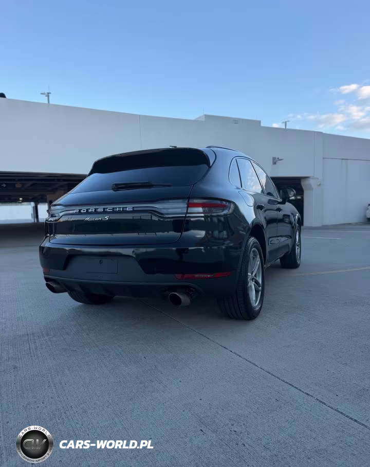 2017 Porsche Macan S VIN:WP1AB2A55HLB10068 - 4