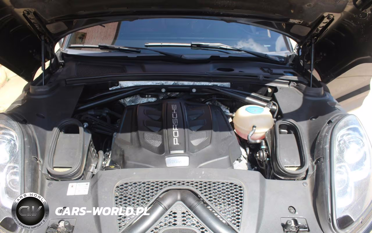 2017 Porsche Macan S VIN:WP1AB2A55HLB10068 - 7