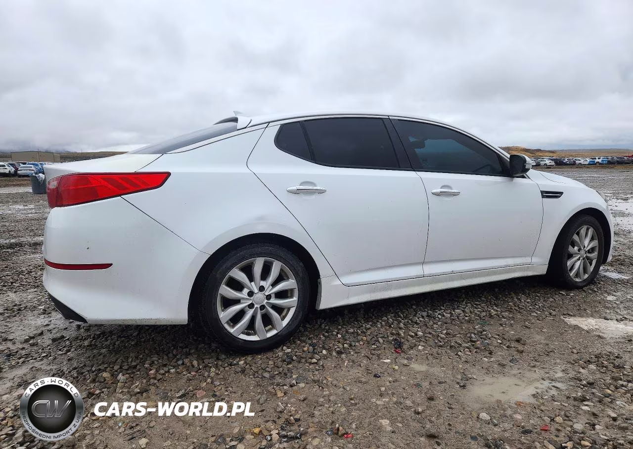 2014 Kia Optima Lx VIN:5XXGM4A71EG339376 - 3