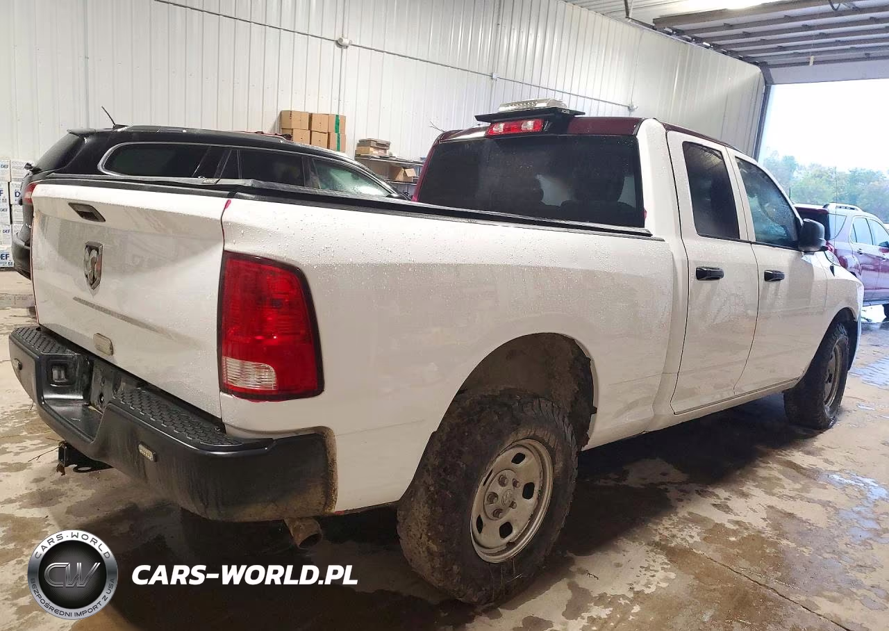 2023 Ram 1500 Classic Tradesman VIN:1C6RR7FG6PS523992 - 3