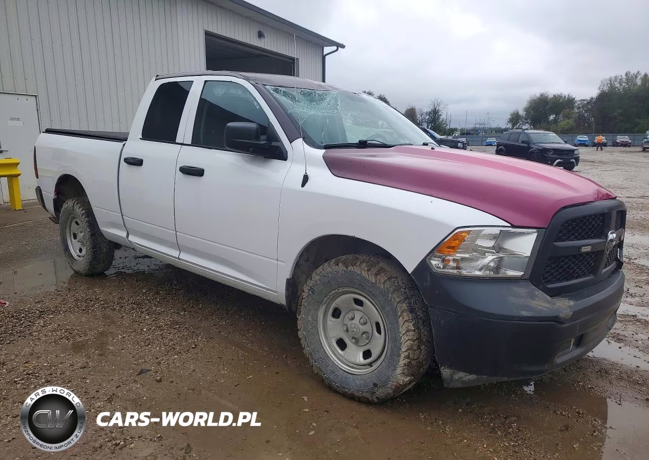2023 Ram 1500 Classic Tradesman VIN:1C6RR7FG6PS523992 - 4