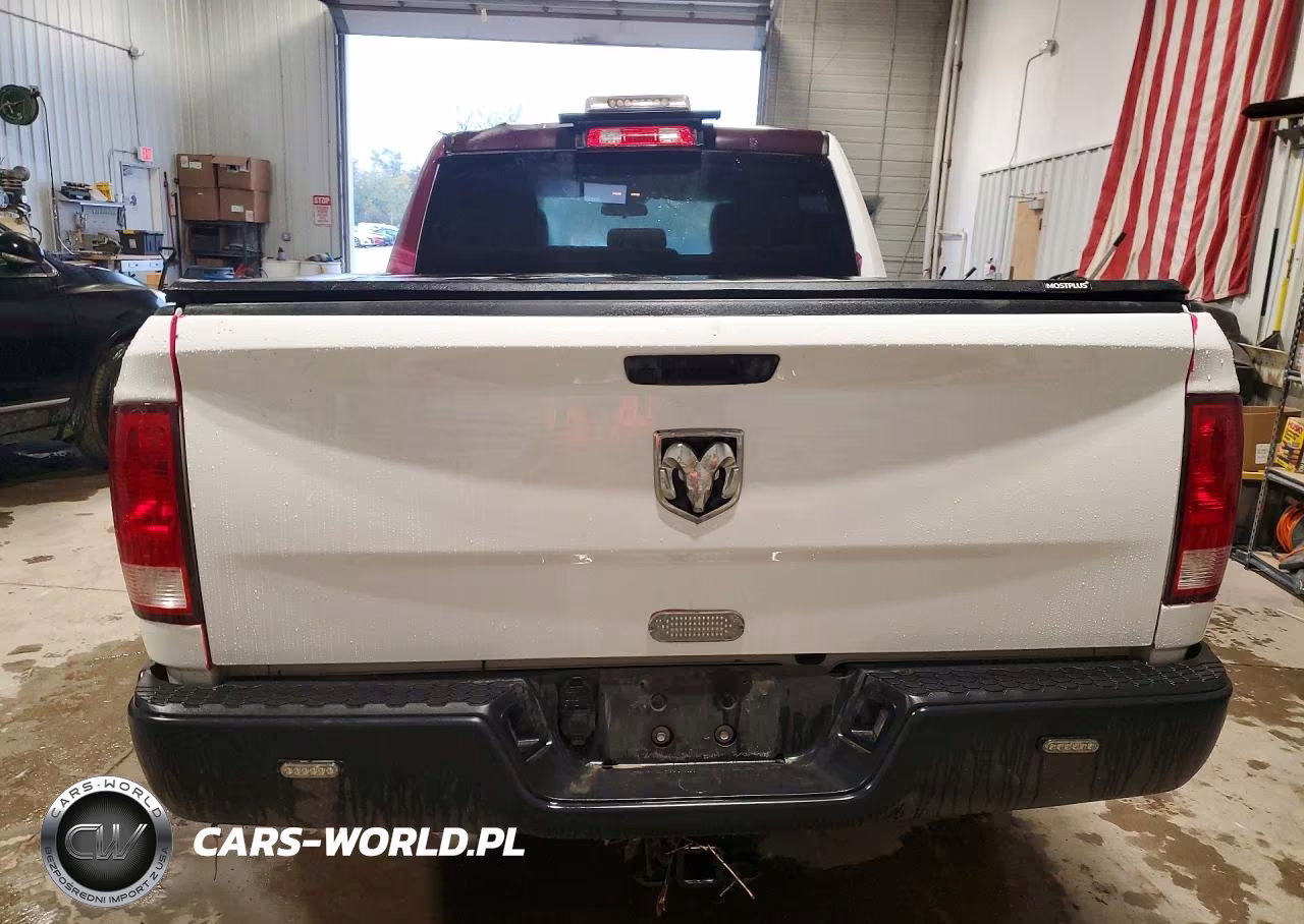 2023 Ram 1500 Classic Tradesman VIN:1C6RR7FG6PS523992 - 6