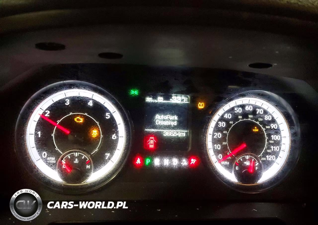 2023 Ram 1500 Classic Tradesman VIN:1C6RR7FG6PS523992 - 9