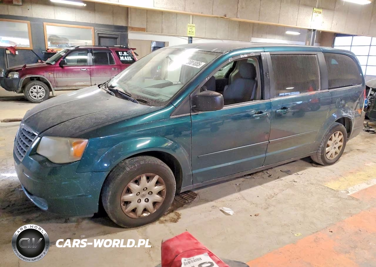 2009 Chrysler Town & Country Lx
