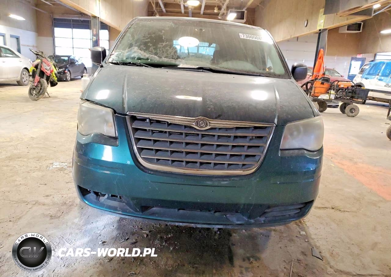 2009 Chrysler Town & Country Lx VIN:2A8HR44E29R606739 - 5