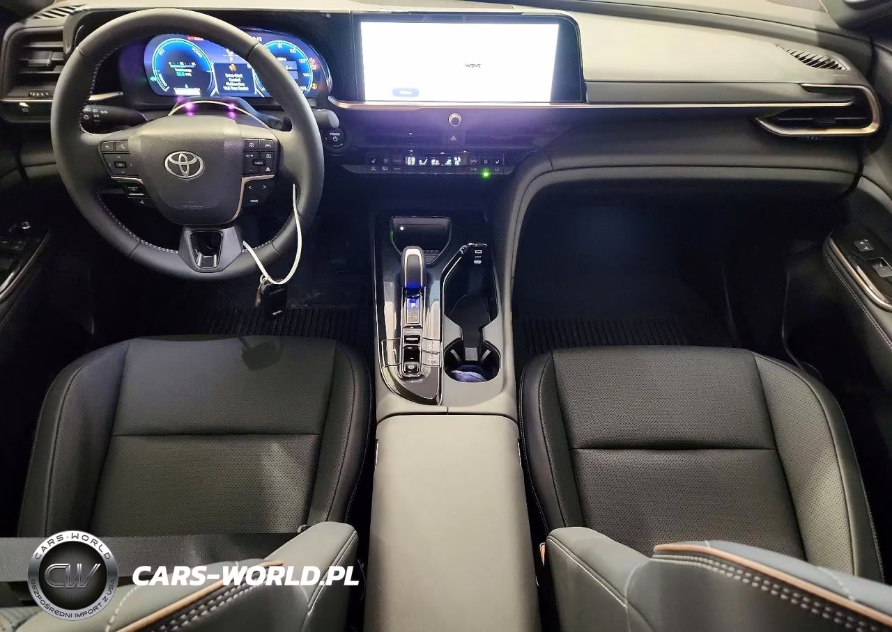 2026 Toyota Crown Limited VIN:JTDAAAAF8T3052103 - 8