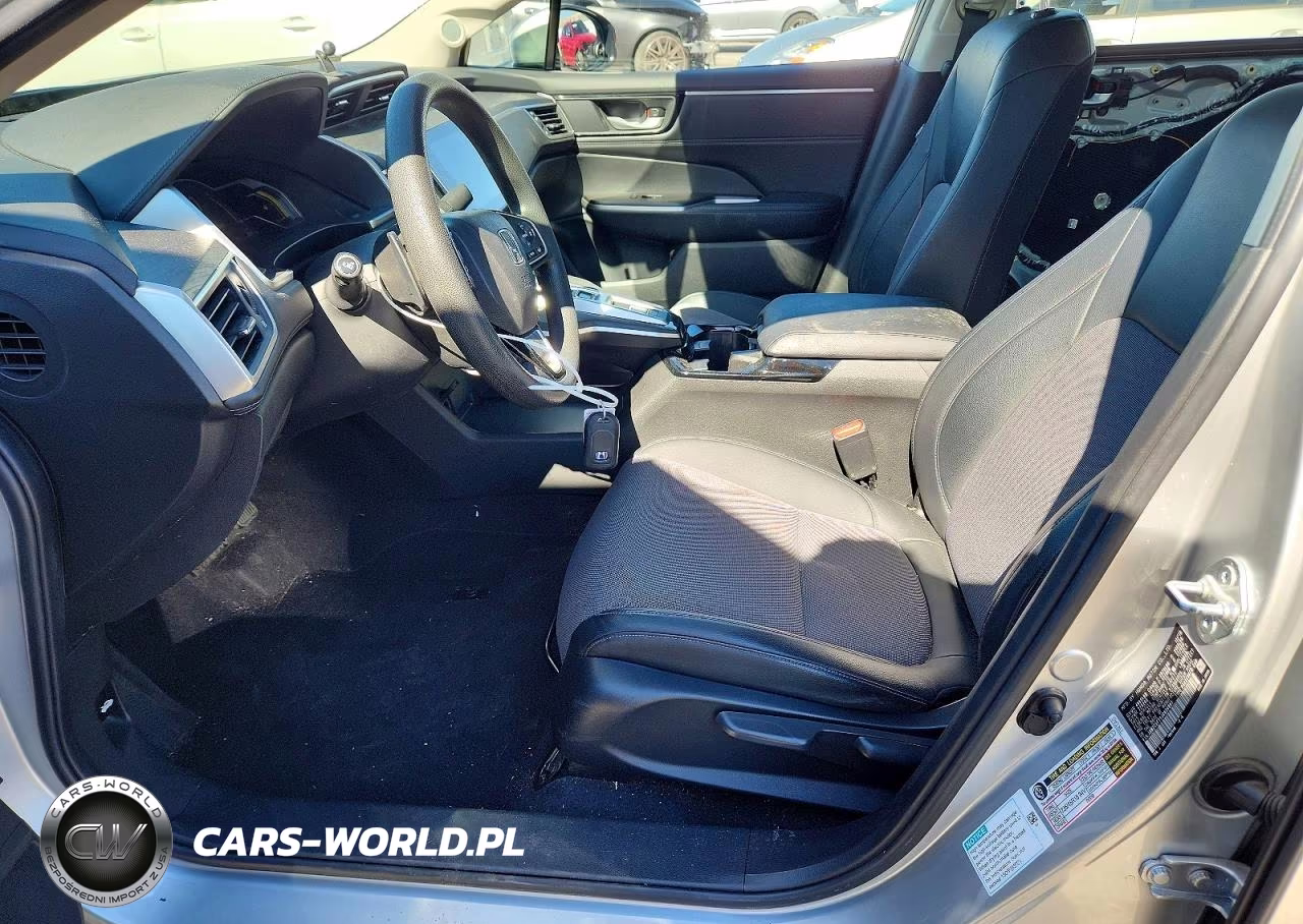 2018 Honda Clarity VIN:JHMZC5F11JC024091 - 7