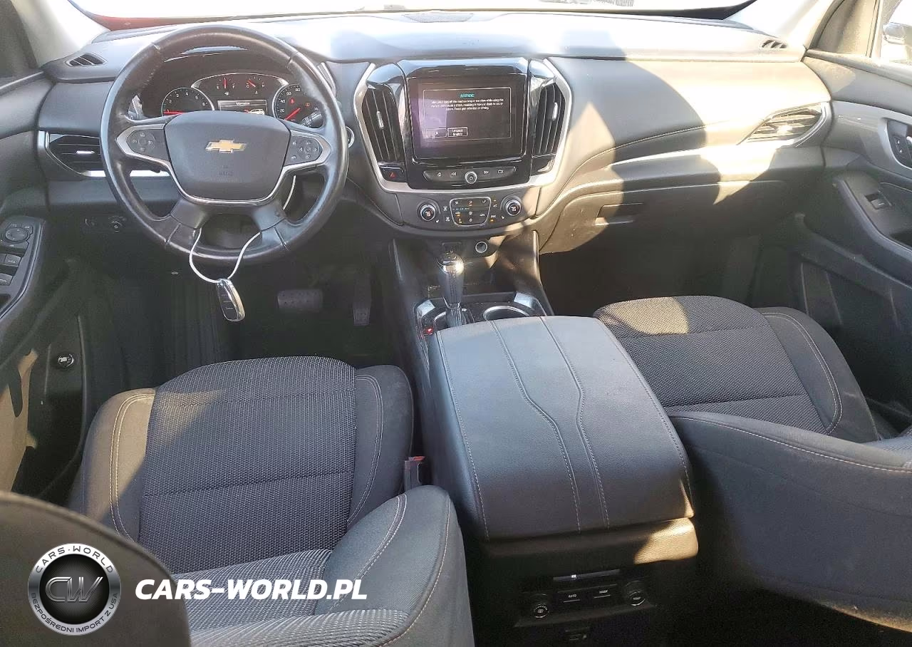 2018 Chevrolet Traverse VIN:1GNERGKW3JJ105253 - 8