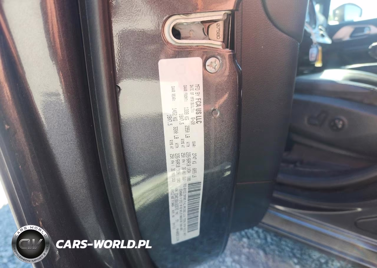 2020 Chrysler Pacifica Touring L VIN:2C4RC1BG0LR235765 - 13