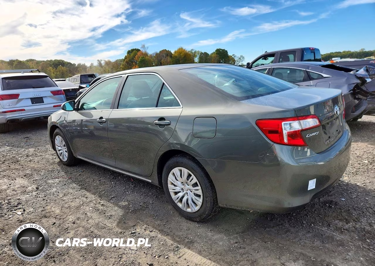 2013 Toyota Camry Le VIN:4T4BF1FKXDR330346 - 2