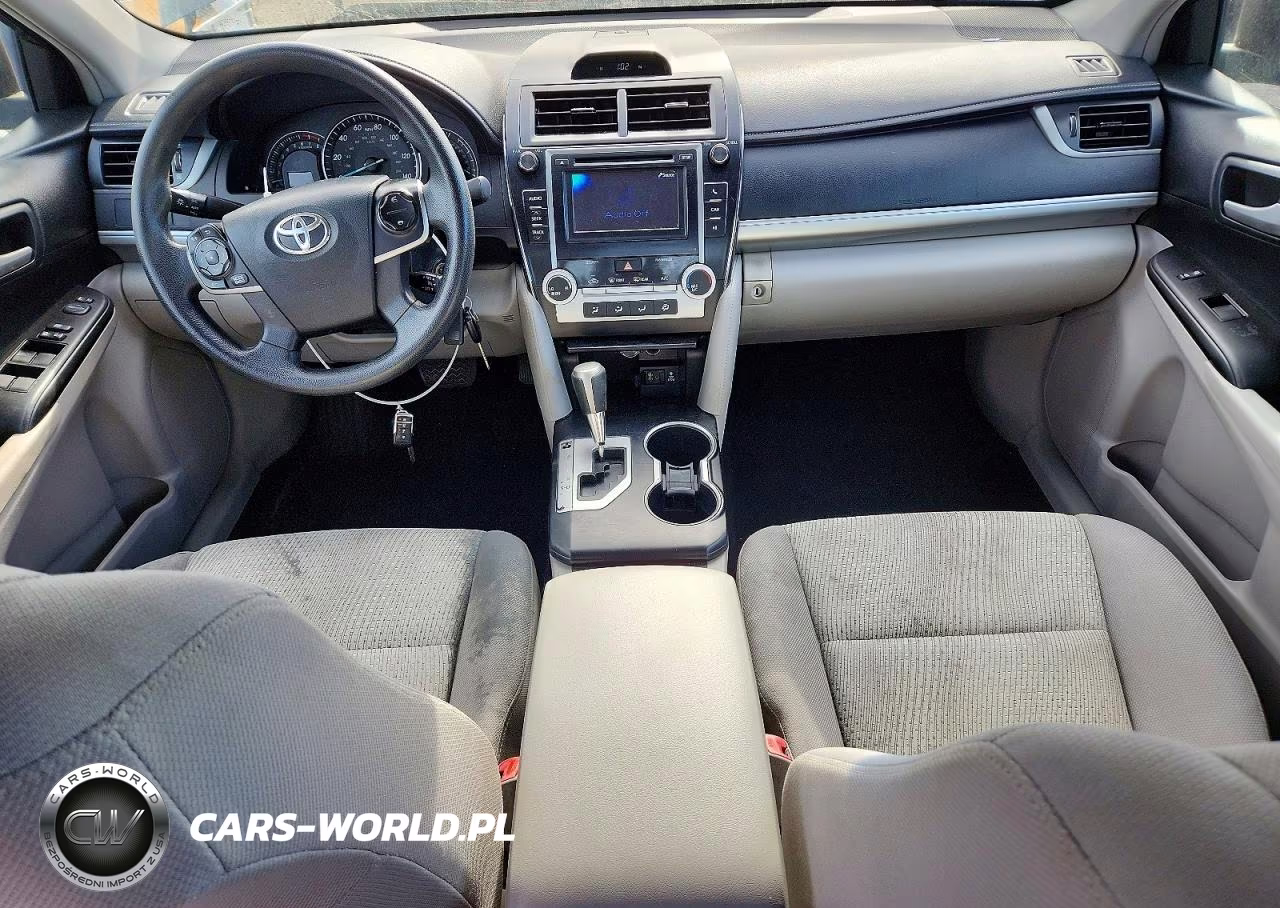 2013 Toyota Camry Le VIN:4T4BF1FKXDR330346 - 8