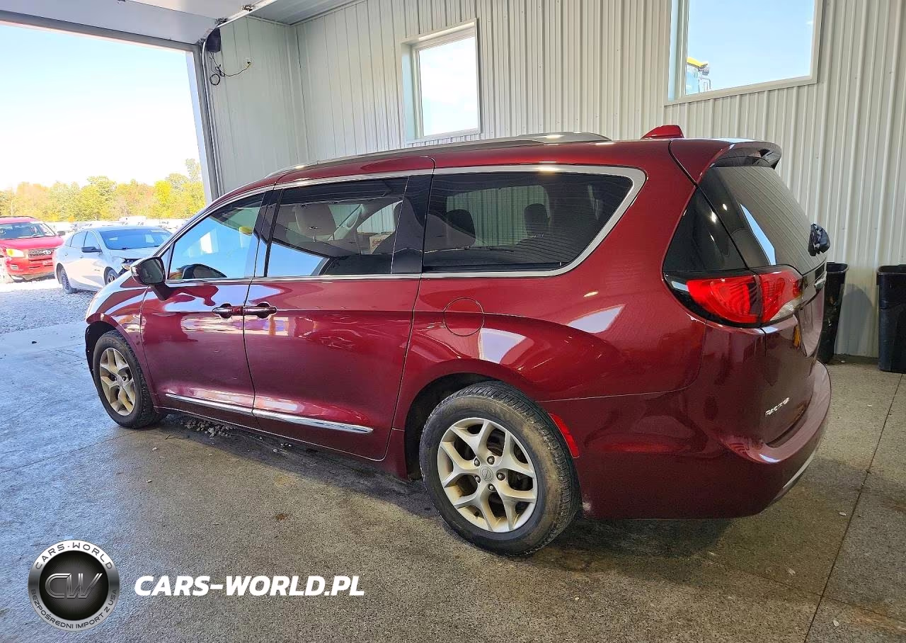 2019 Chrysler Pacifica Limited VIN:2C4RC1GG4KR721941 - 2
