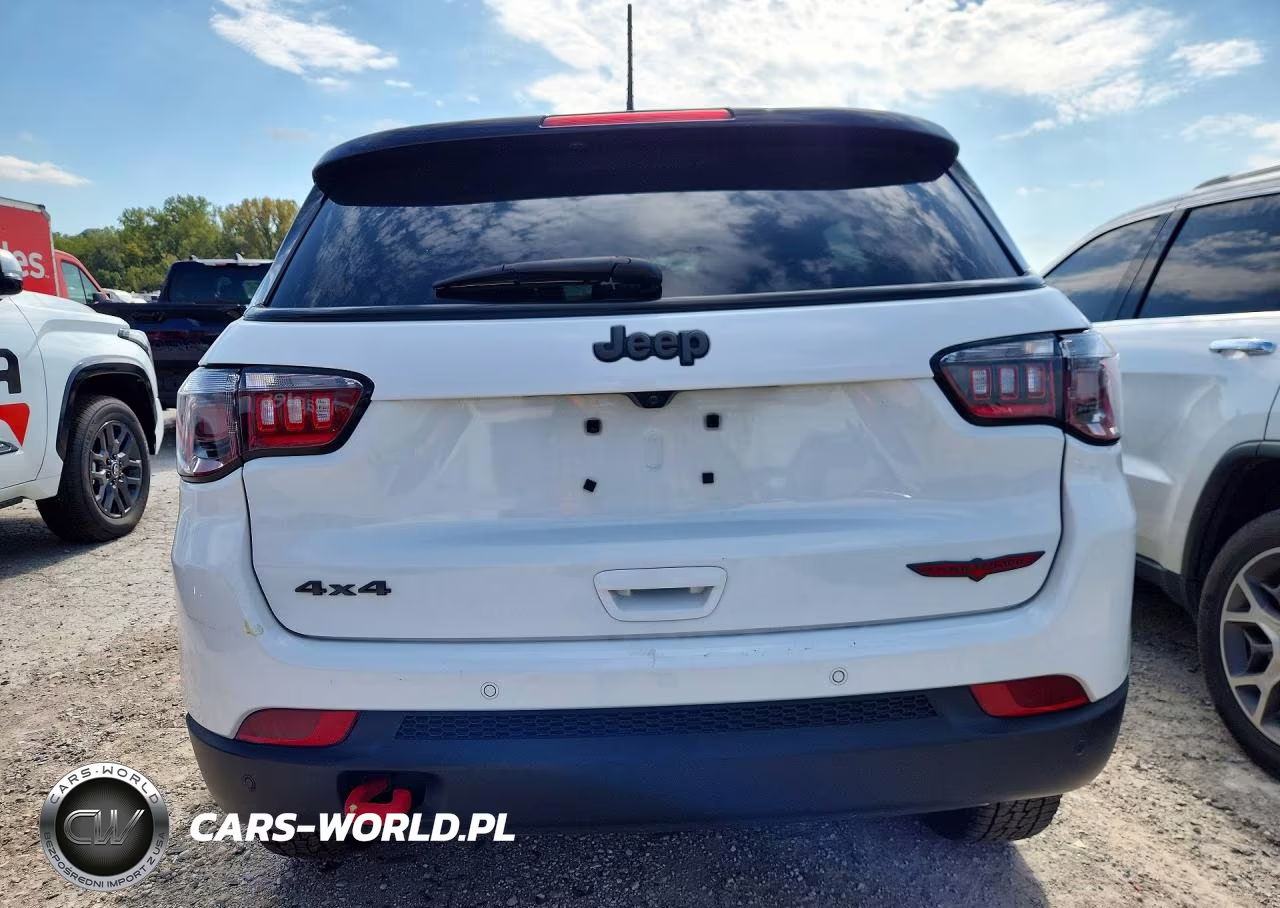 2025 Jeep Compass Trailhawk VIN:3C4NJDDN8ST543716 - 6