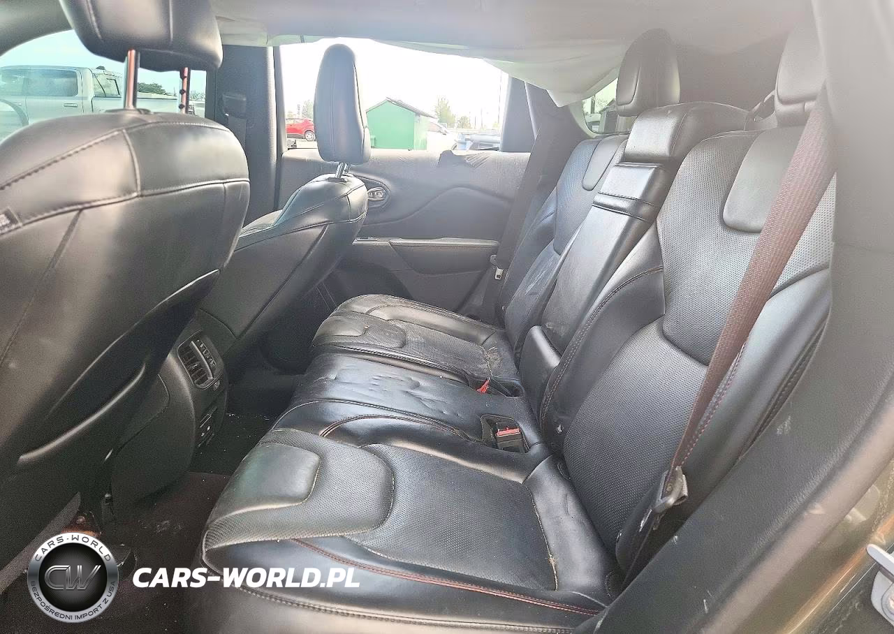 2019 Jeep Cherokee Trailhawk VIN:1C4PJMBX5KD169410 - 11