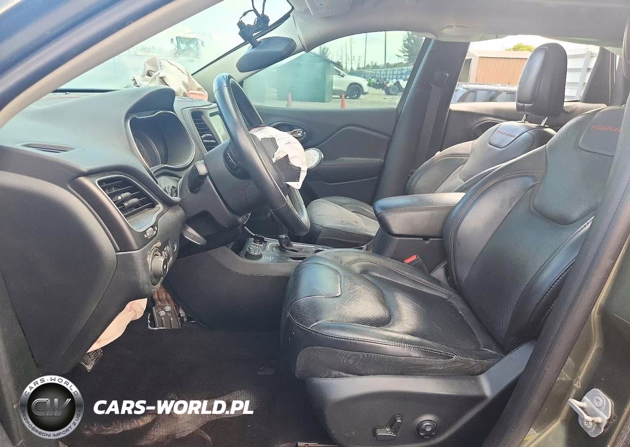 2019 Jeep Cherokee Trailhawk VIN:1C4PJMBX5KD169410 - 7