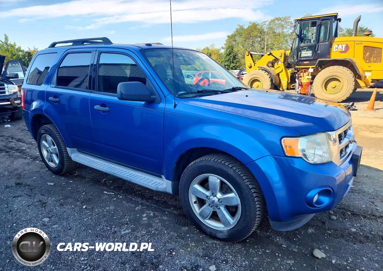 2011 Ford Escape Xlt VIN:1FMCU0D70BKC35851 - 4