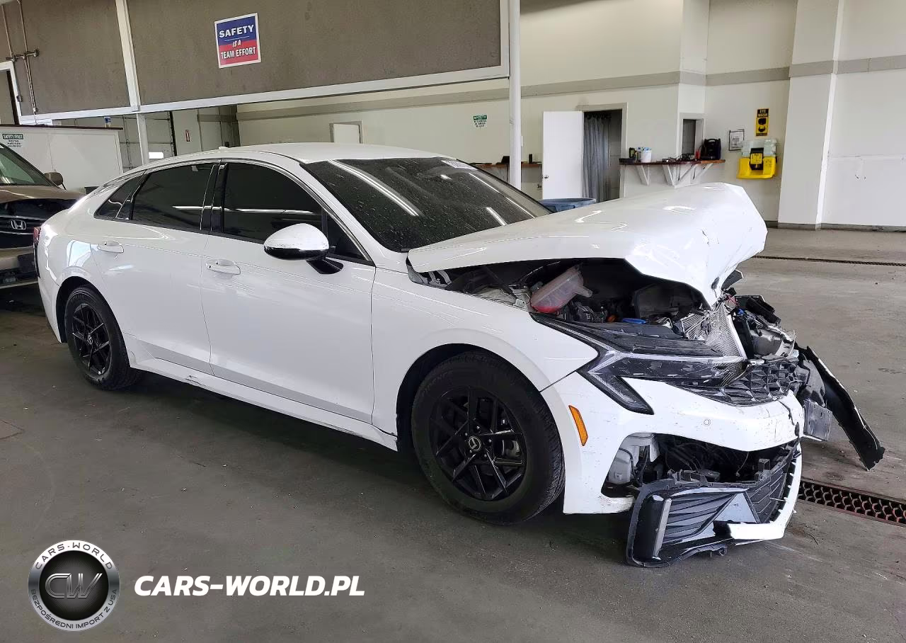 2025 Kia K5 Lxs VIN:KNAG24J78S5286226 - 4