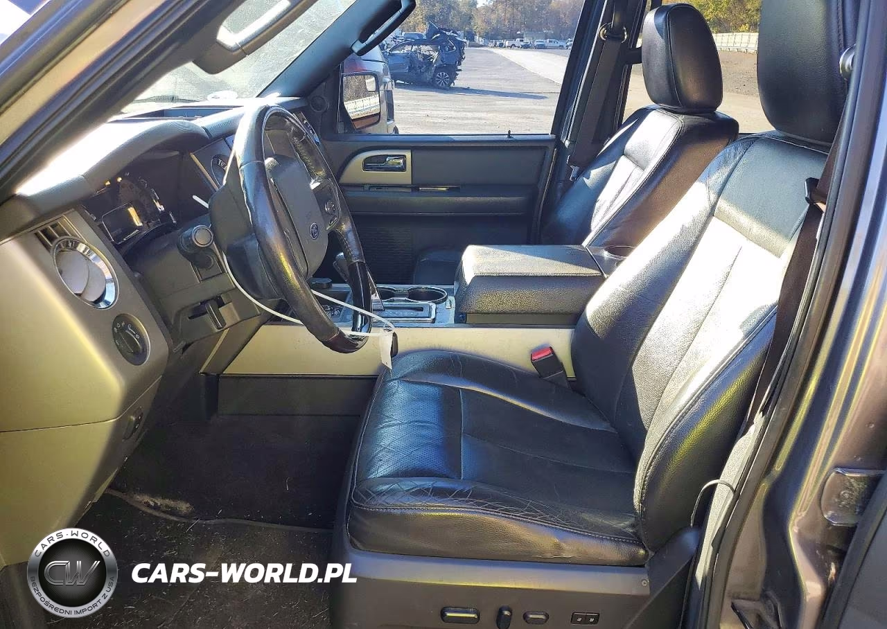 2013 Ford Expedition Limited VIN:1FMJU2A58DEF01950 - 7