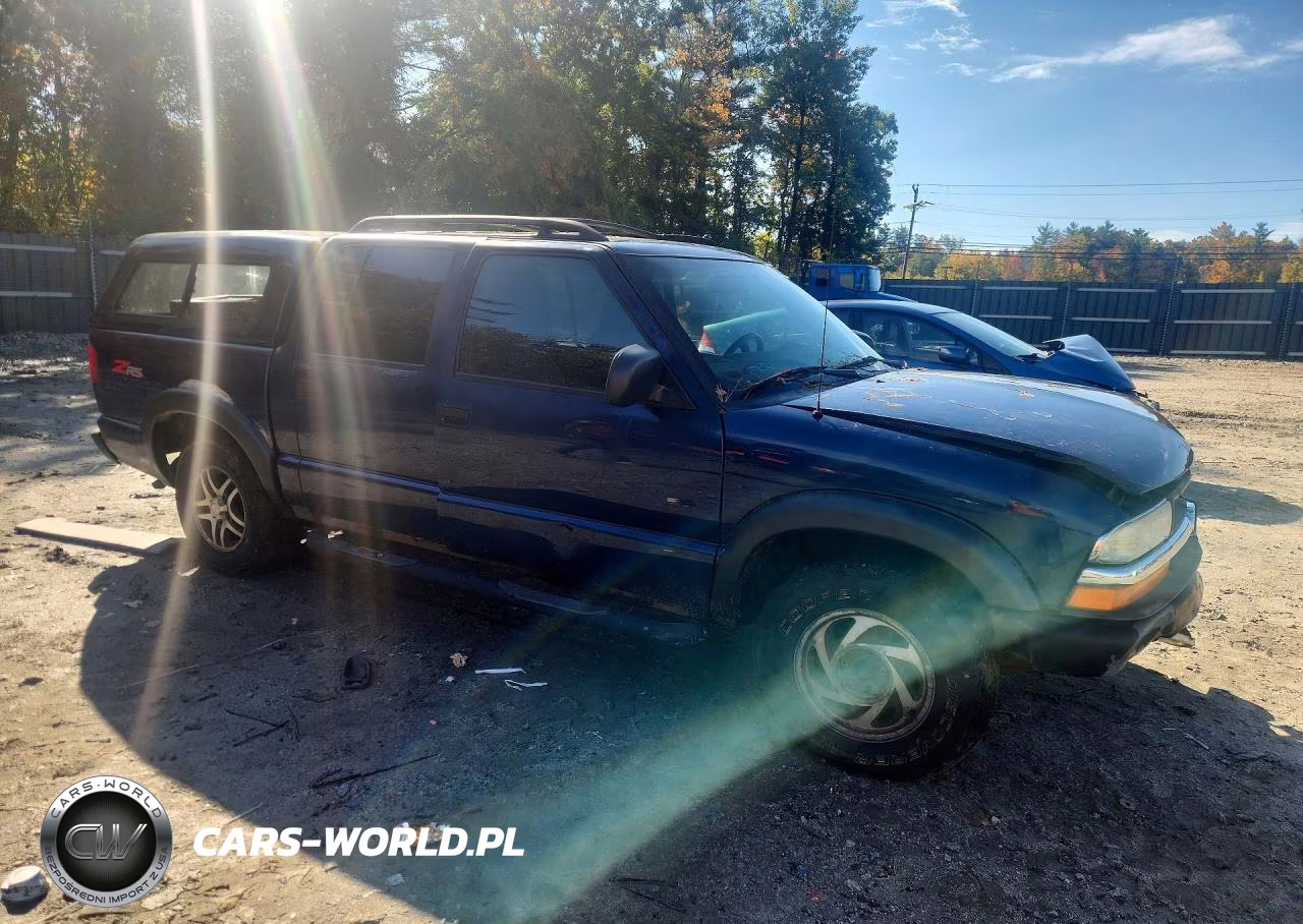 2004 Chevrolet S Truck S10 VIN:1GCDT13X84K151038 - 4