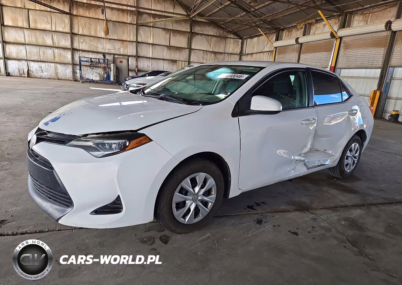 2018 Toyota Corolla L VIN:2T1BURHE8JC039086 - 1