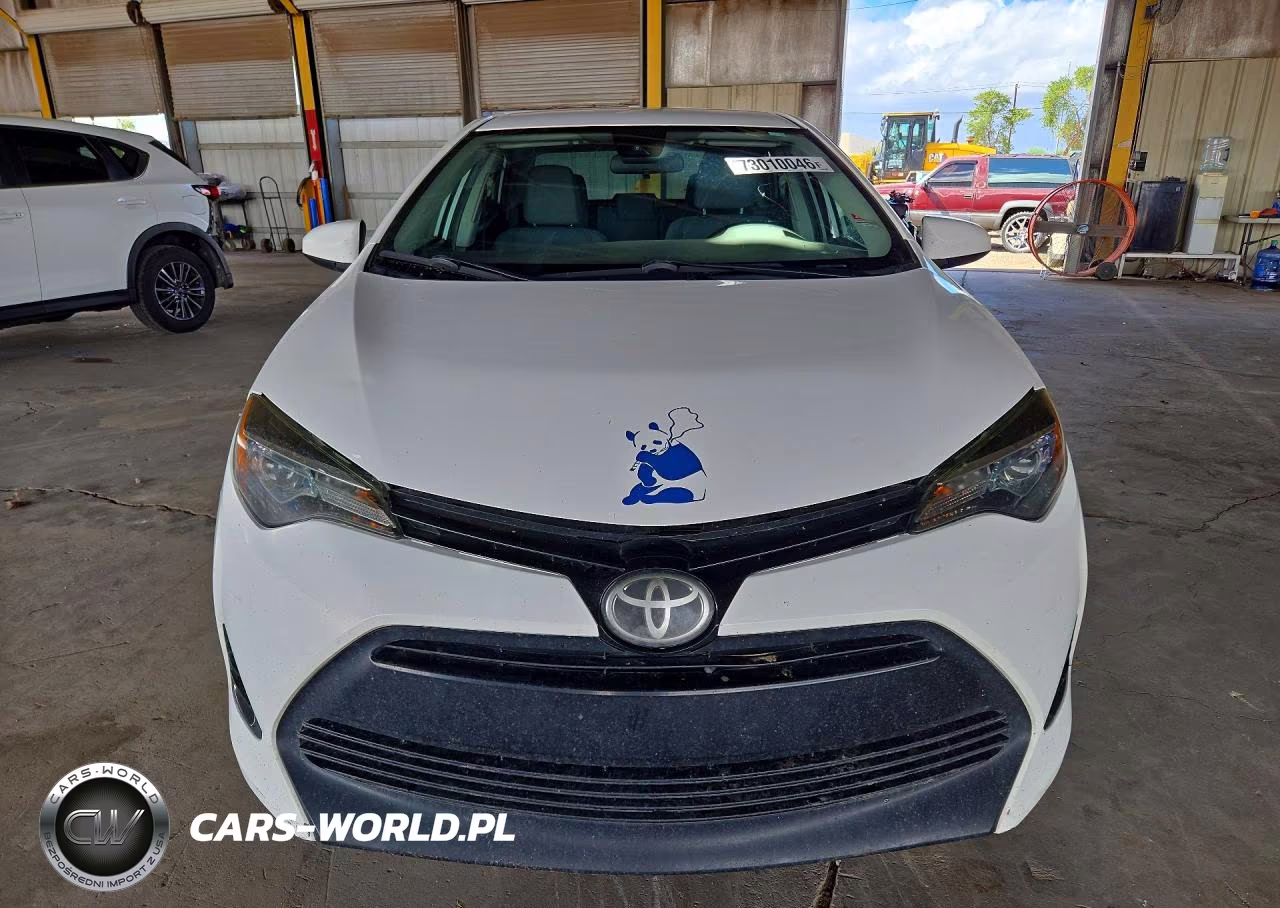 2018 Toyota Corolla L VIN:2T1BURHE8JC039086 - 5