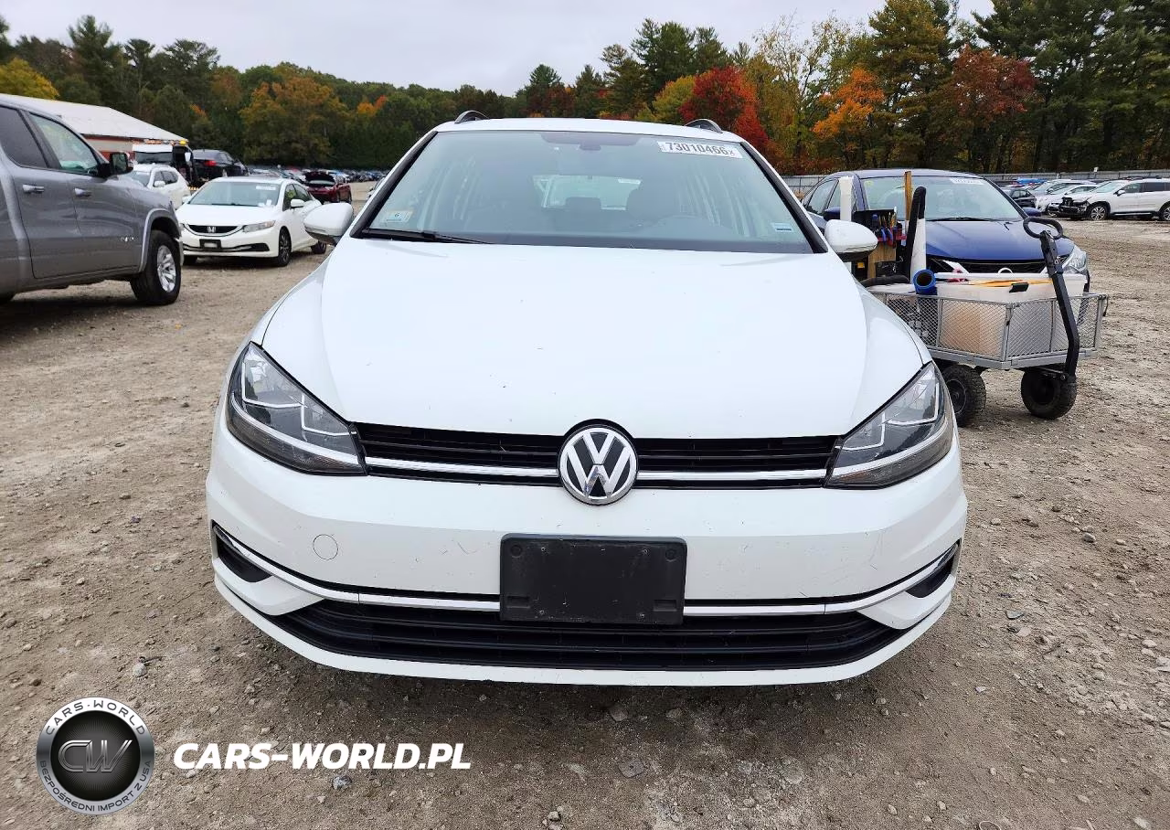 2018 Volkswagen Golf Sportwagen S VIN:3VWD17AU3JM766860 - 5