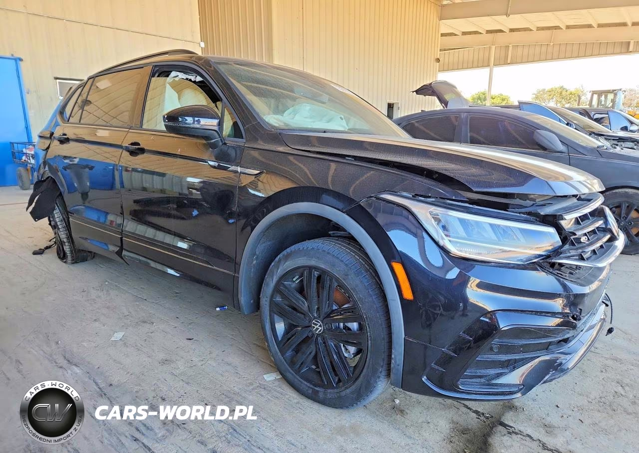 2022 Volkswagen Tiguan Se R-Line Black VIN:3VVCB7AX3NM119033 - 4